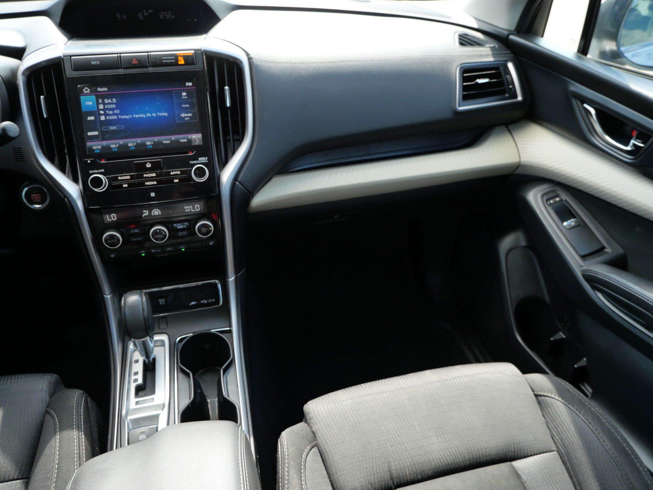 Used 2021 Subaru Ascent Premium w/ Convenience Package AWD/4WD image 11