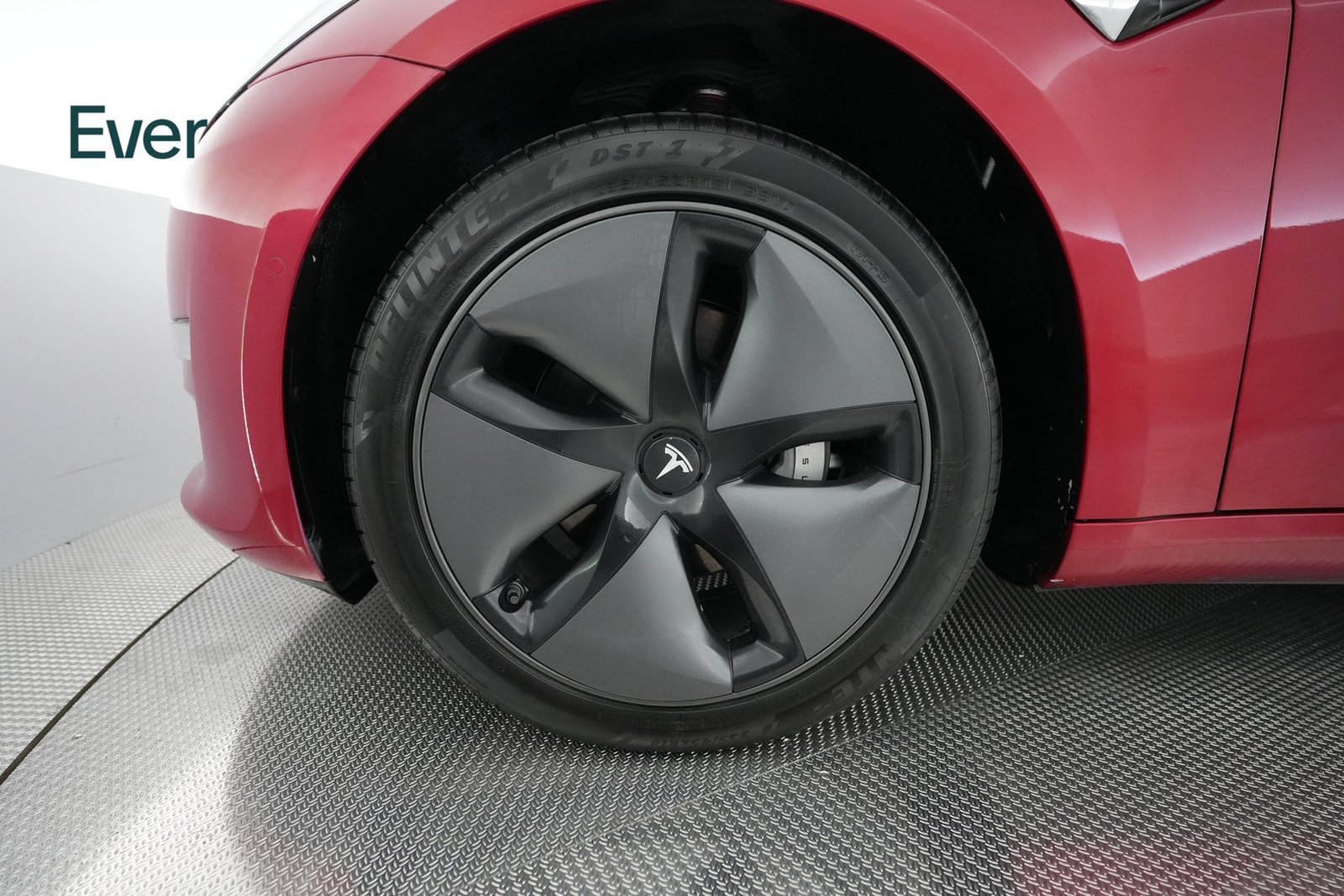 Used 2018 Tesla Model 3 Long Range RWD image 19