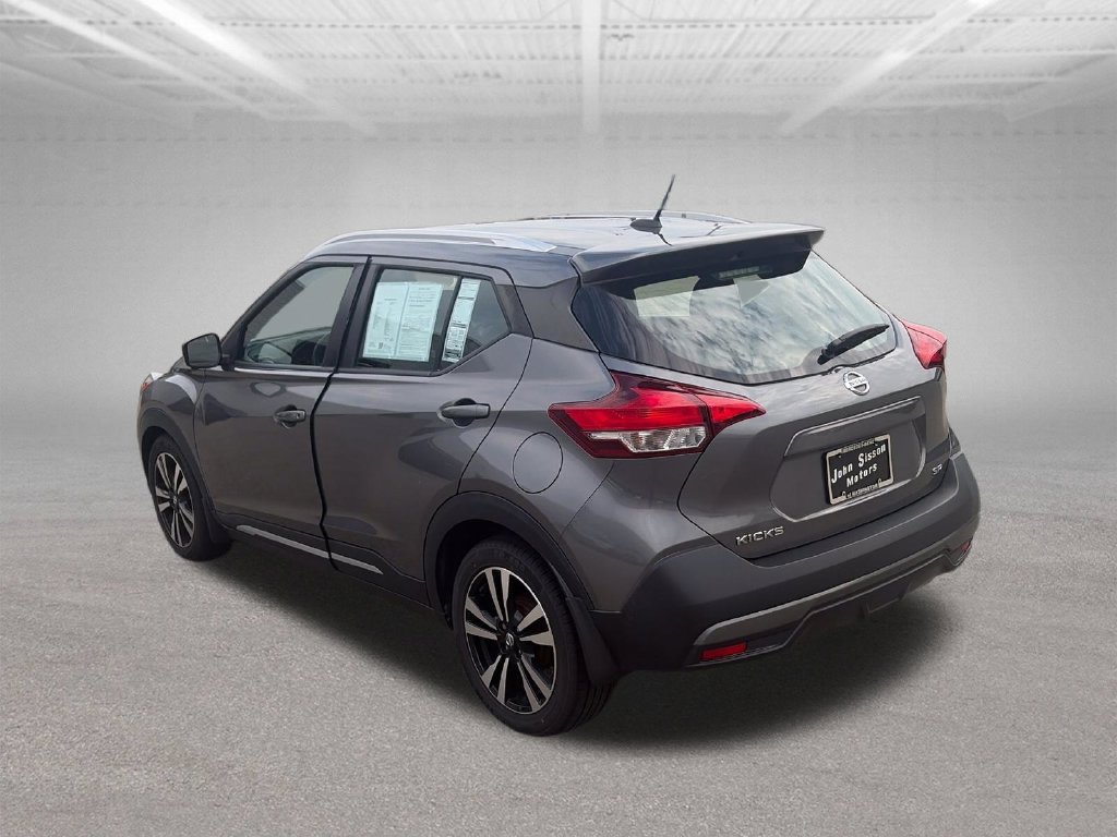 Used 2019 Nissan Kicks SR FWD image 3