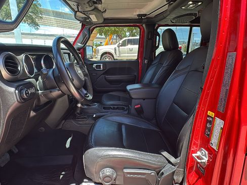Used 2021 Jeep Gladiator Sport AWD/4WD image 9