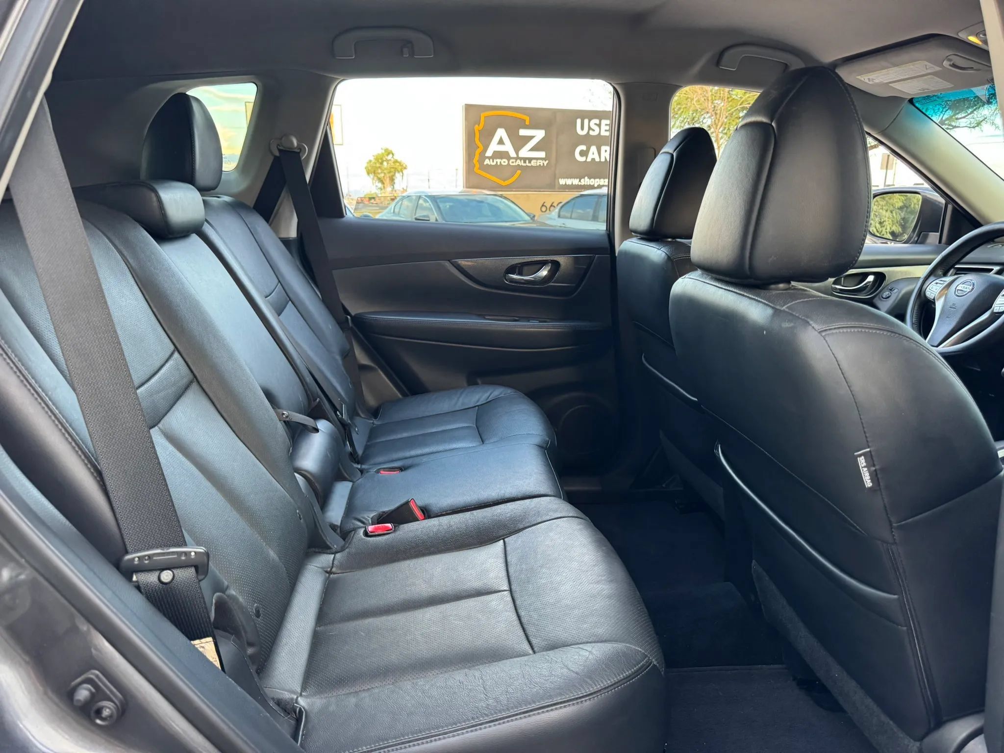 Used 2015 Nissan Rogue SL FWD image 32