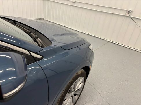 Used 2025 Buick Envista Avenir FWD image 44