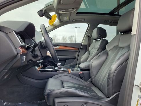 Used 2022 Audi Q5 2.0T Prestige w/ Prestige Package image 23