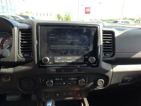 Used 2023 Nissan Frontier Pro-X w/ Technology Package image 17