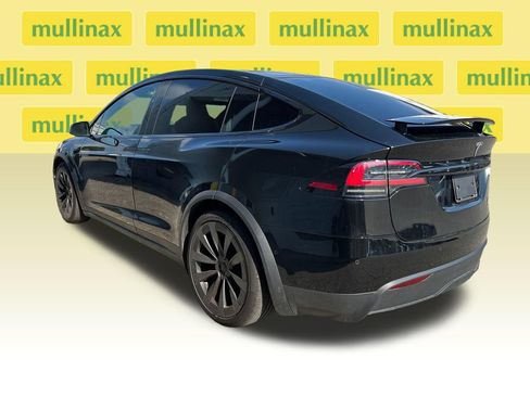 Used 2022 Tesla Model X Plaid AWD/4WD image 4