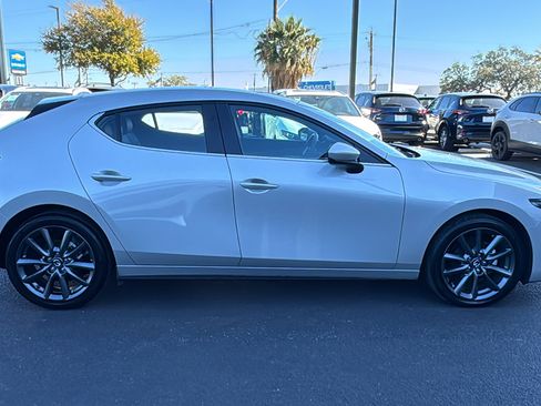 Certified 2025 MAZDA MAZDA3 s image 9