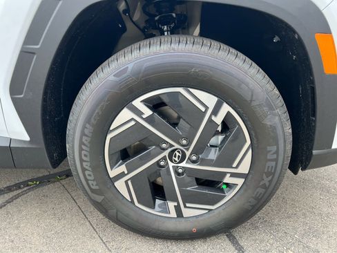 New 2026 Hyundai Tucson Blue SE AWD/4WD image 16