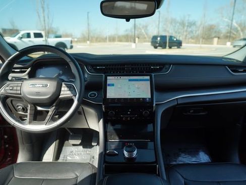 Used 2022 Jeep Grand Cherokee L Limited image 27