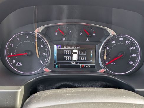 Used 2018 GMC Acadia SLT image 17