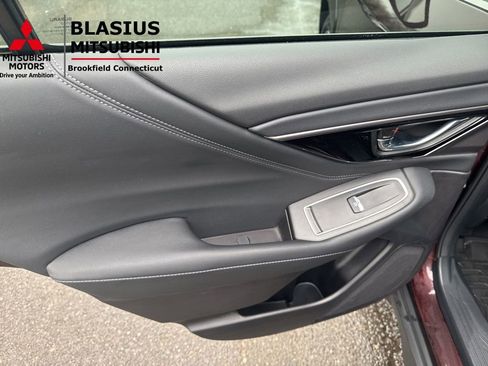 Used 2023 Subaru Outback Touring XT AWD/4WD image 19