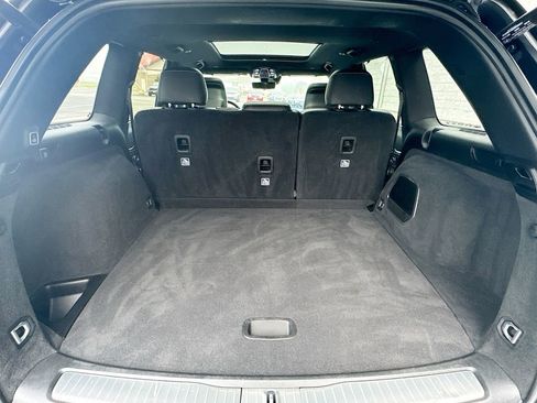 Used 2022 Jeep Grand Cherokee Overland w/ Luxury Tech Group IV image 31