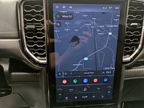 Used 2024 Ford Ranger Lariat image 11