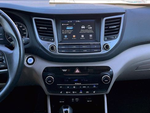 Used 2018 Hyundai Tucson Value w/ Cargo Package FWD image 6