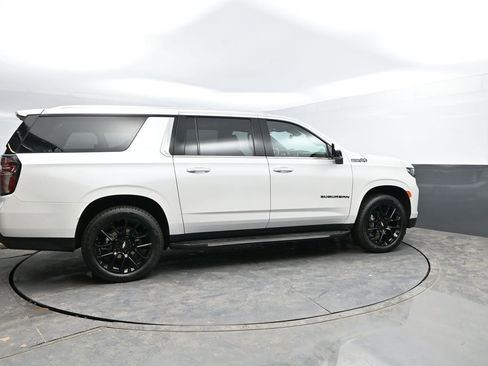 Used 2023 Chevrolet Suburban High Country w/ Max Trailering Package AWD/4WD image 10