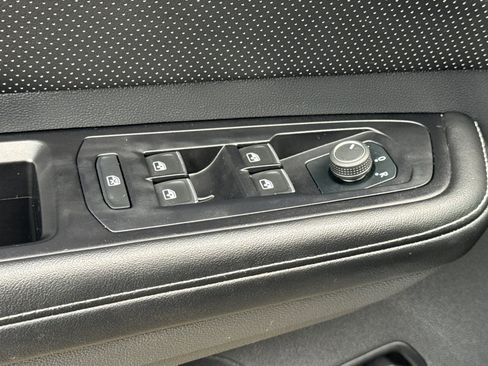 Used 2024 Volkswagen Atlas SE image 13