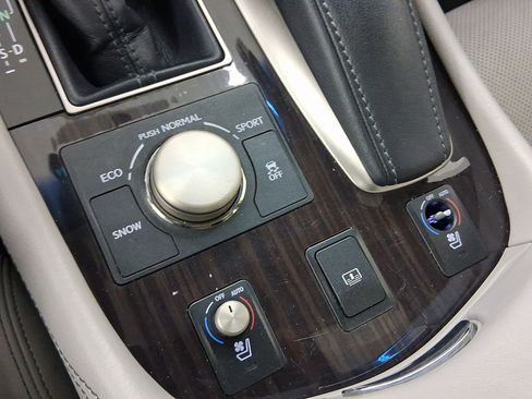 Used 2014 Lexus LS 460 image 29