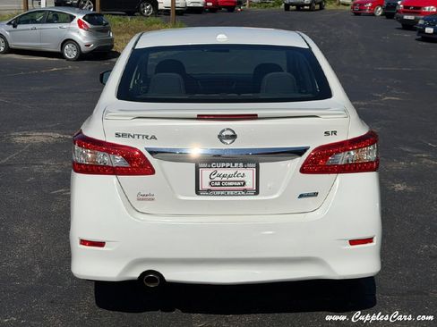 Used 2014 Nissan Sentra SR w/ SR Driver Package FWD image 28