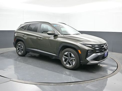 Used 2025 Hyundai Tucson SEL AWD/4WD image 7
