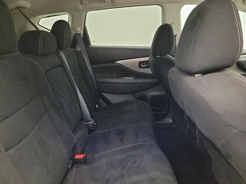 Used 2017 Nissan Murano S image 19