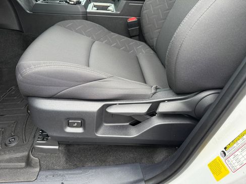 Used 2024 Toyota Tacoma SR5 image 34