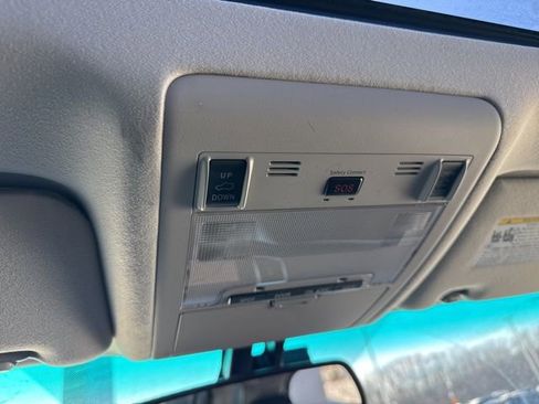 Used 2015 Toyota Land Cruiser w/ Preferred Accessory Package image 22