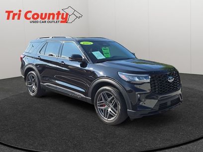 Used 2025 Ford Explorer ST-Line w/ Premium Package