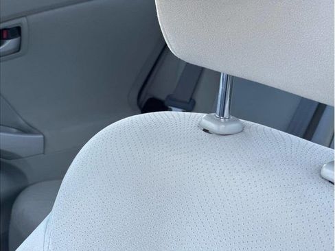 Used 2012 Toyota Prius Two image 25