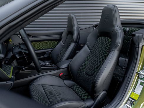 Certified 2026 Porsche 911 Carrera 4 GTS image 5