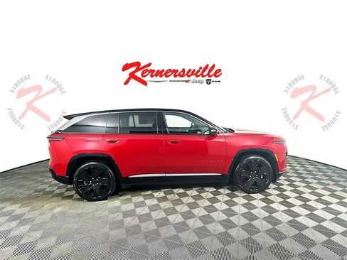 New 2025 Jeep Wagoneer S Launch Edition image 8