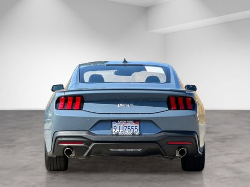Used 2024 Ford Mustang GT RWD image 5