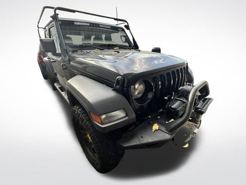 Used 2018 Jeep Wrangler Unlimited Sport image 6