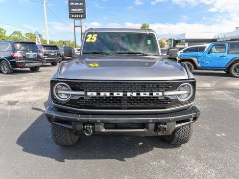 Used 2025 Ford Bronco Badlands AWD/4WD image 2