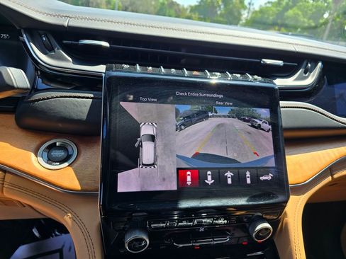 Certified 2022 Jeep Grand Cherokee L Summit image 26