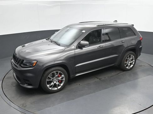 Used 2020 Jeep Grand Cherokee SRT AWD/4WD image 40