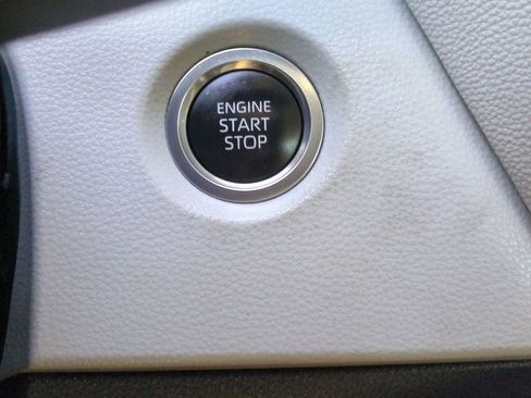 Certified 2025 Toyota Corolla LE image 27