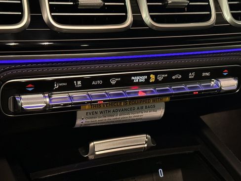 New 2026 Mercedes-Benz Maybach GLS 600 4MATIC image 21