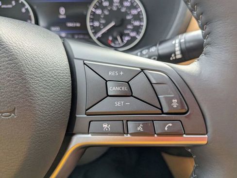 New 2025 Nissan Sentra SV w/ SV Premium Package FWD image 19