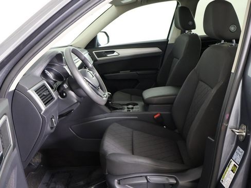 Used 2018 Volkswagen Atlas Launch Edition image 27