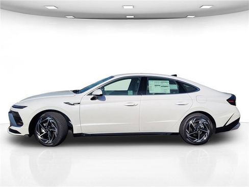 New 2026 Hyundai Sonata SEL image 5