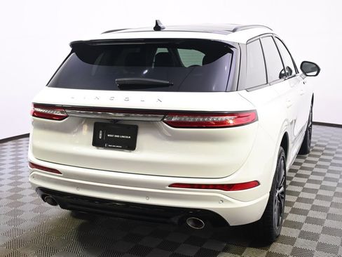 New 2026 Lincoln Corsair Reserve w/ Jet Appearance Package AWD/4WD image 6