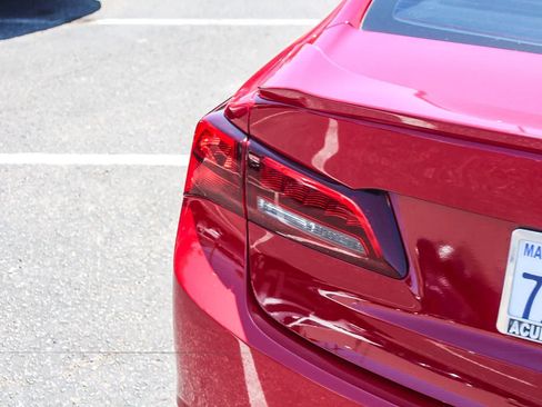 Used 2017 Acura TLX w/ Technology Package FWD image 8