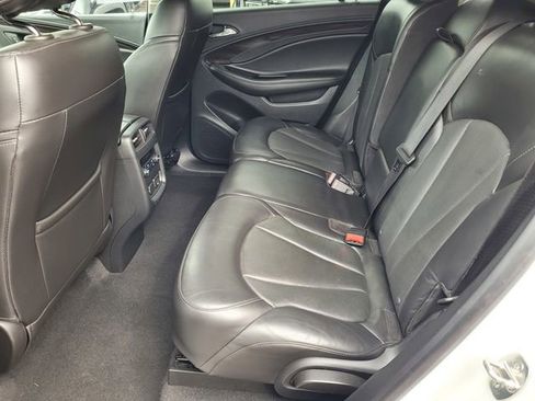 Used 2019 Buick Envision Premium image 15