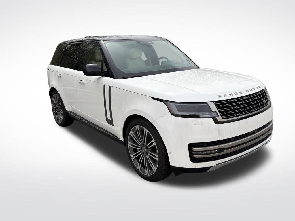 New 2025 Land Rover Range Rover SE AWD/4WD image 3