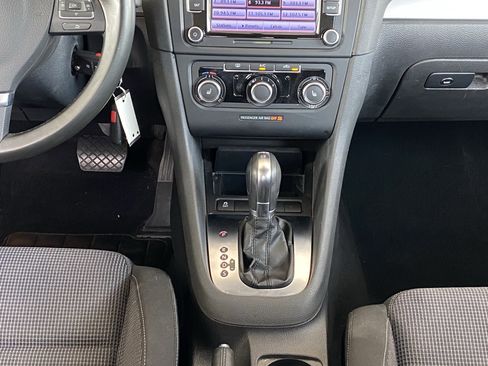 Used 2013 Volkswagen Golf TDI FWD image 10