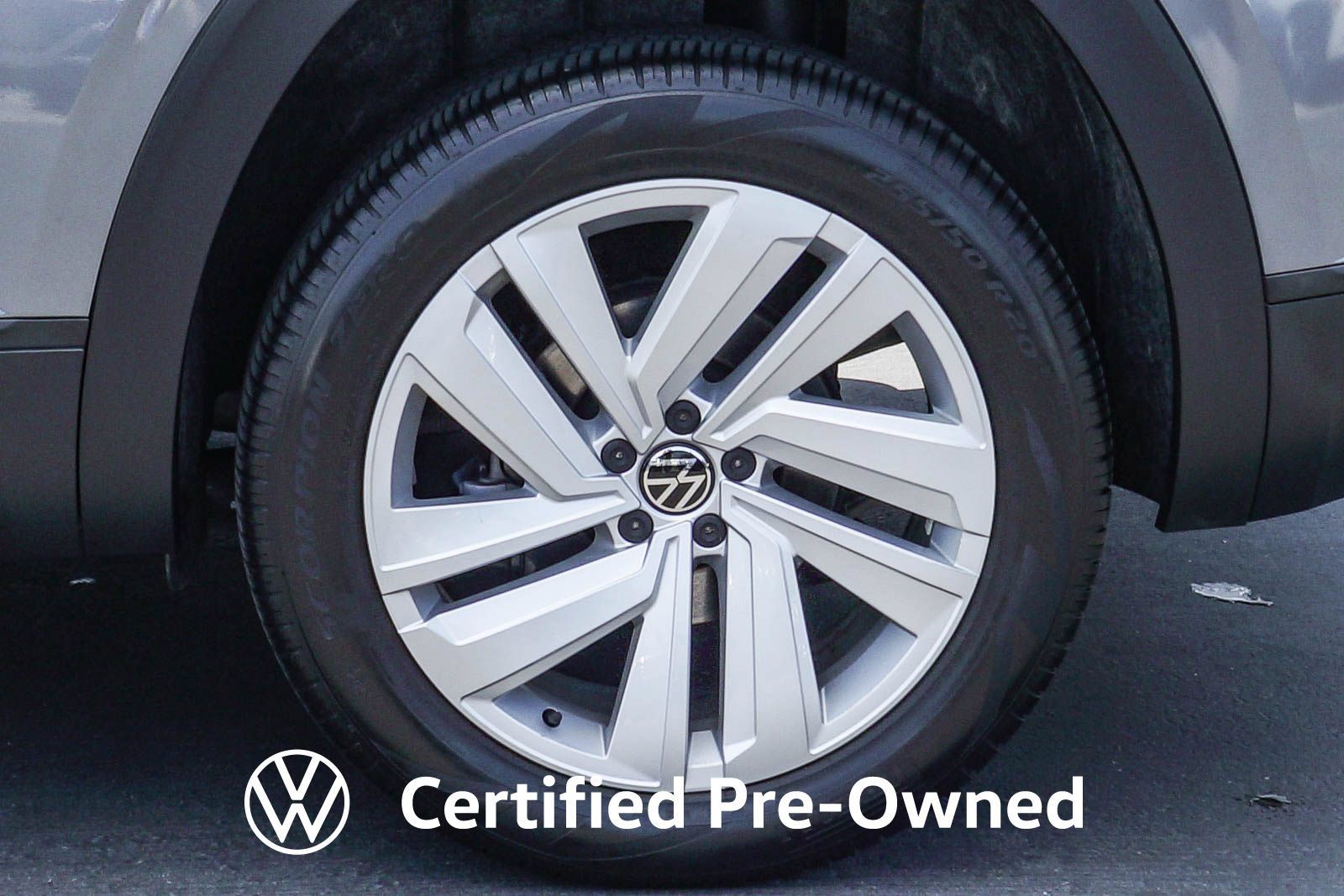 Certified 2023 Volkswagen Atlas Cross Sport SE FWD image 13