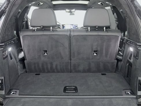 Used 2023 BMW X7 xDrive40i w/ M Sport Package AWD/4WD image 43