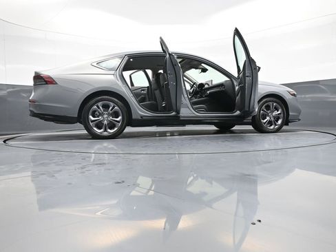Certified 2025 Honda Accord EX-L image 47