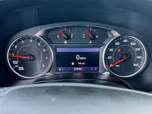 Used 2023 Chevrolet Blazer LT FWD image 12