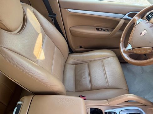 Used 2009 Porsche Cayenne AWD/4WD image 30