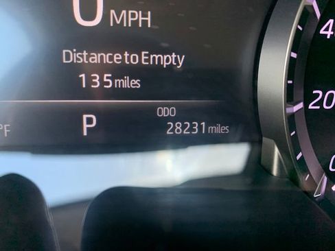 Used 2023 Toyota Highlander AWD image 18